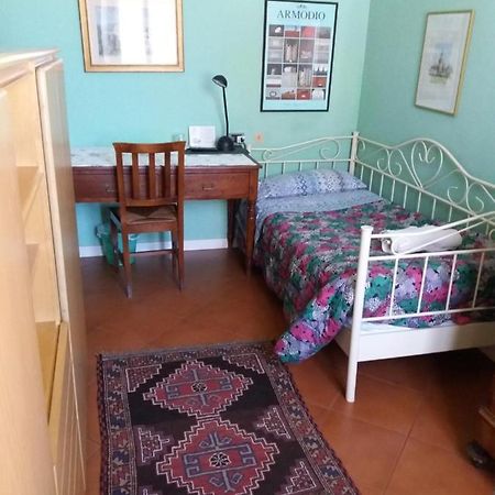 B&B "Angela " Plasencia Exterior foto